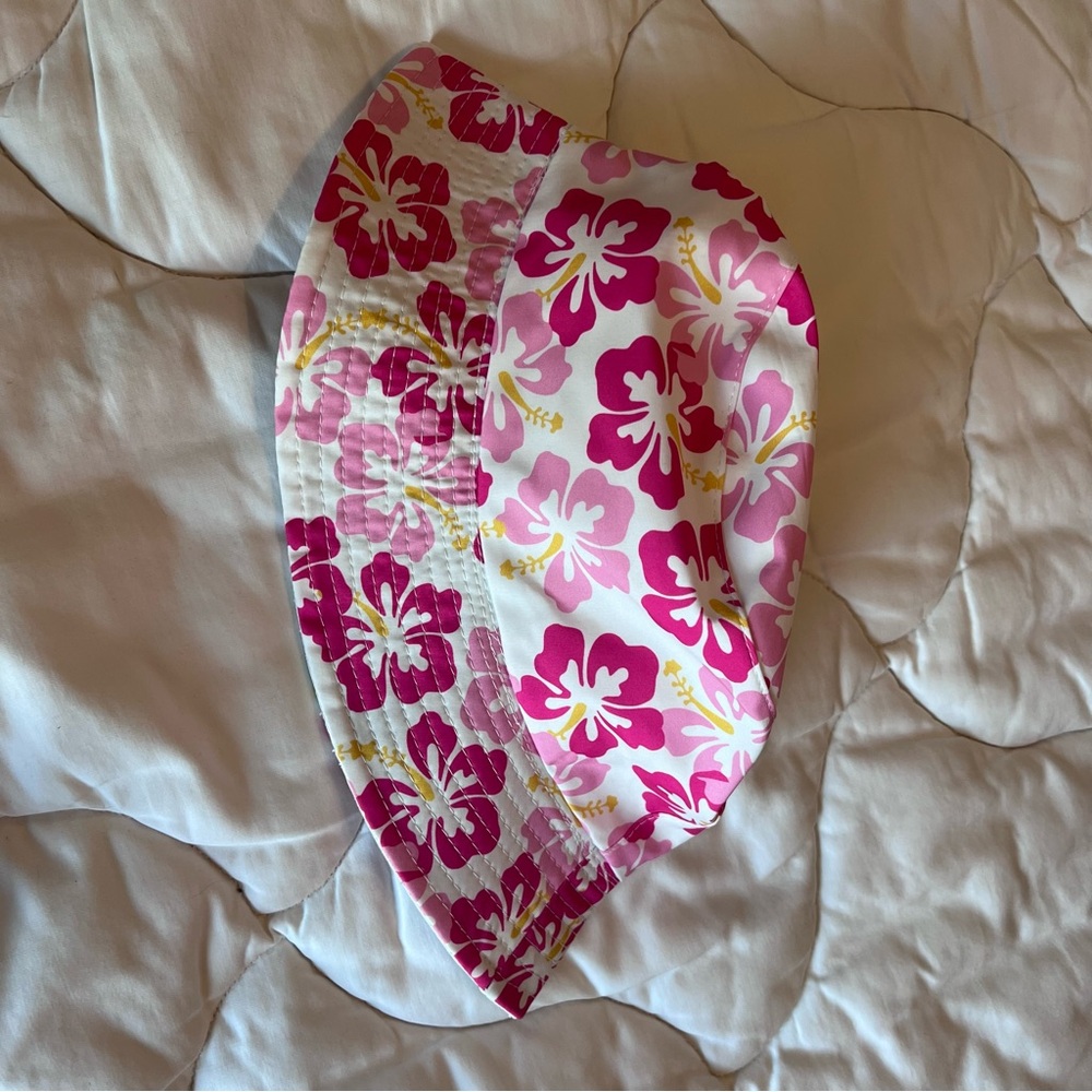 Floral Pink and White Women's Bucket Hat